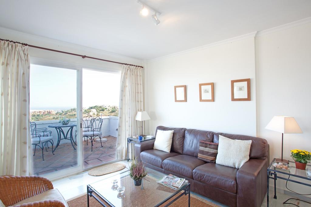 Apartment Jacarandas De Elviria มาร์เบยา ภายนอก รูปภาพ